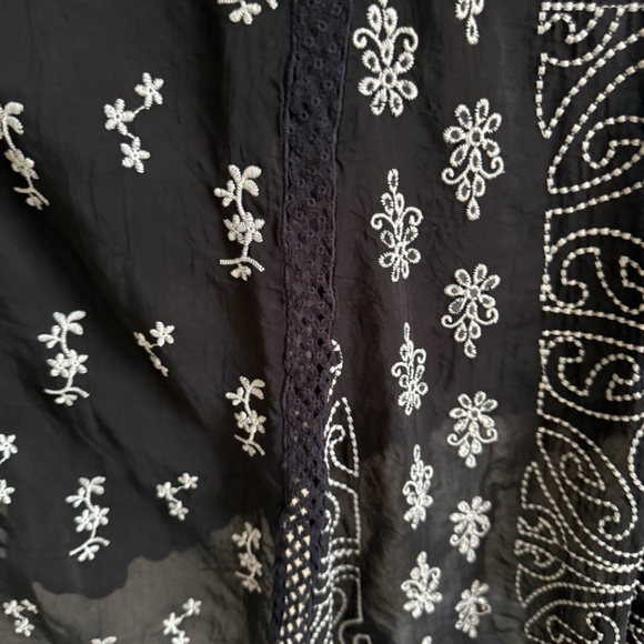 Johnny Was Ridden Blouse - Picture 14 of 16